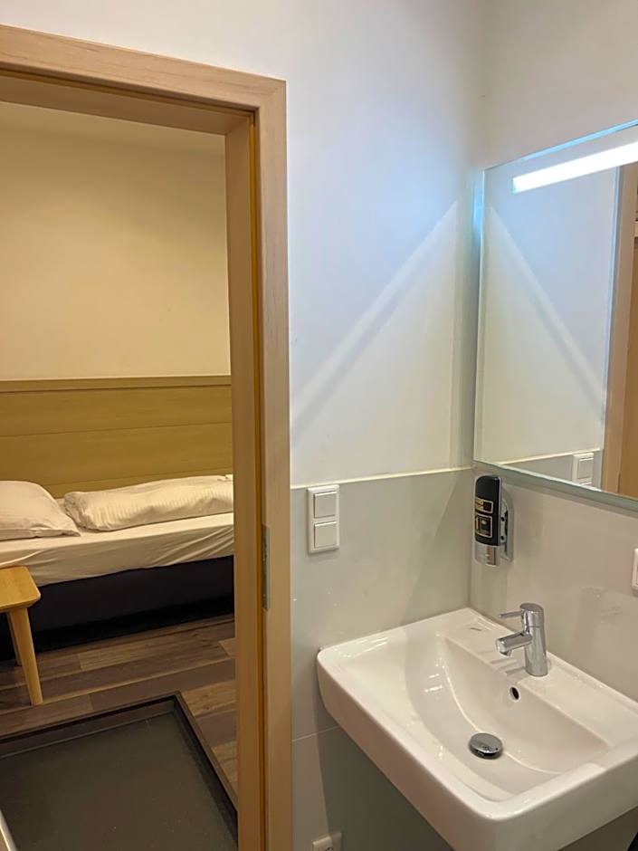 Slamba Hostel