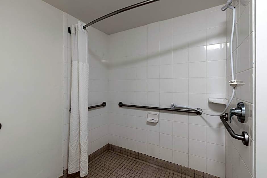Studio 6 Suites Jacksonville, NC – Camp LeJeune