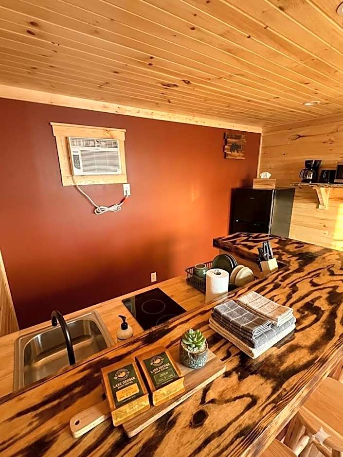 The Lake George Inn