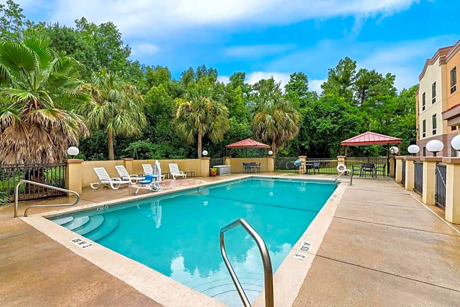 Comfort Suites Mobile East Bay