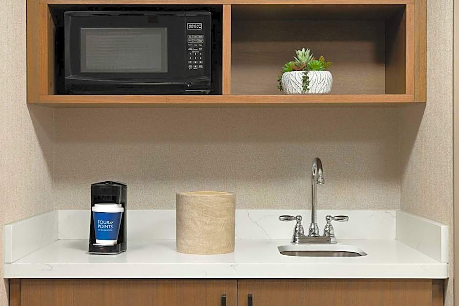 Four Points By Sheraton Downtown Seattle Center