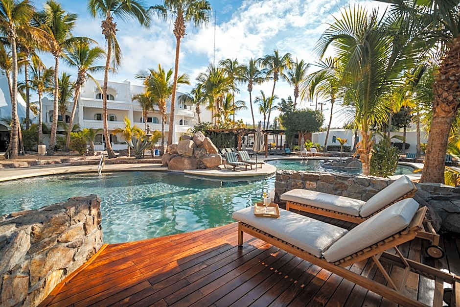 Hotel & Suites El Moro