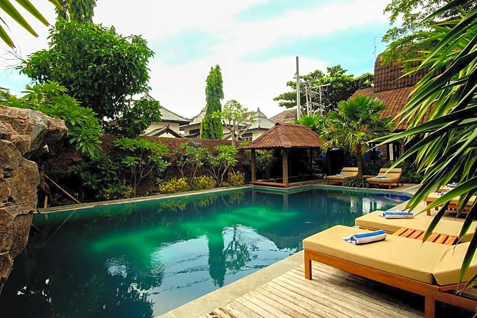 Gili Sands Hotel & Bar