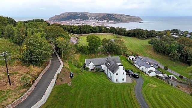 Bryn Goleu Bed and Breakfast