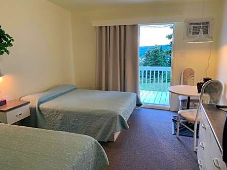 Classic Quadruple Room