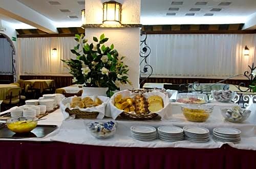 VIP Inn Miramonte Hotel