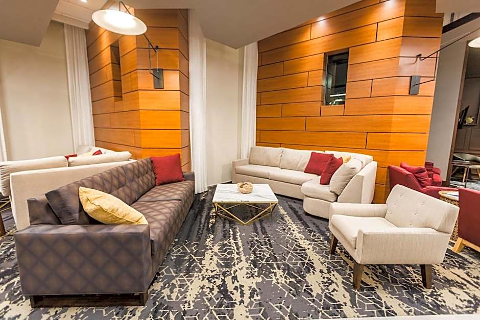 Hyatt Place Greenville Downtown