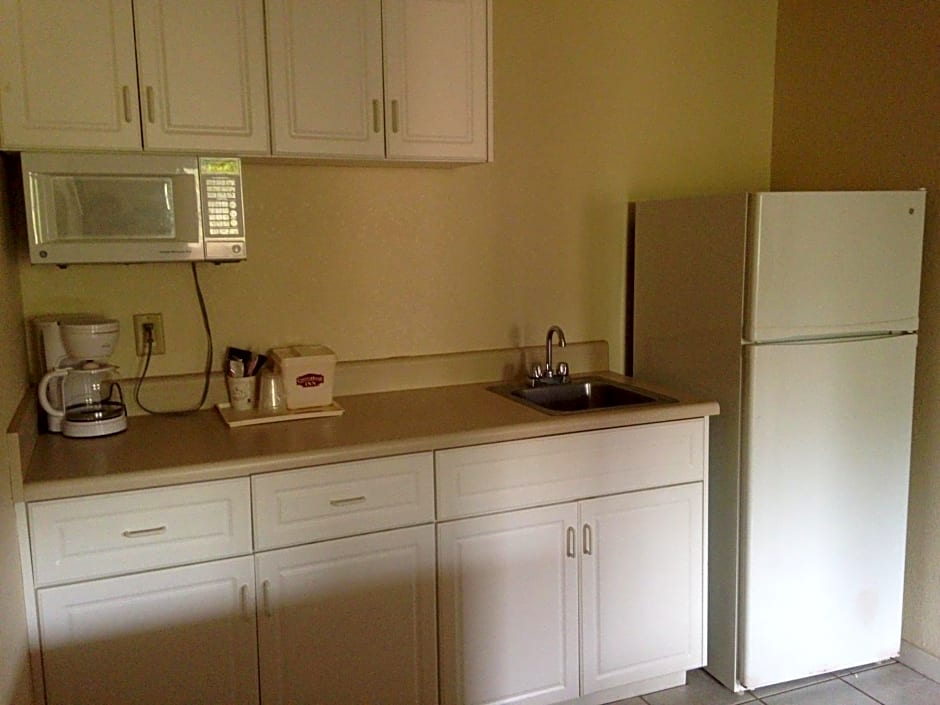 Country Hearth Inn & Suites Augusta