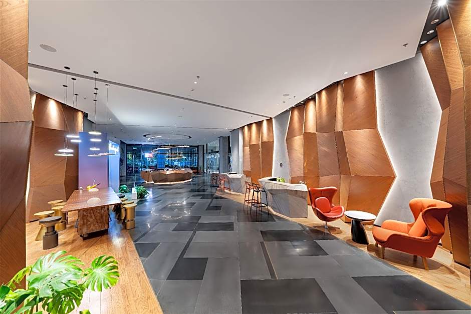 Citadines Marina Halong