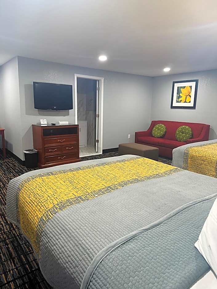 Hometowne Inn & Suites