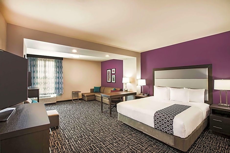 La Quinta Inn & Suites by Wyndham McAllen La Plaza Mall