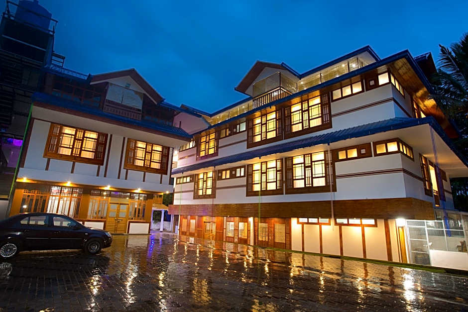 At Wood Resort Munnar