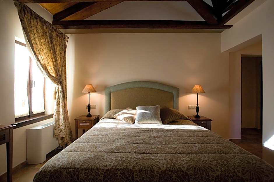 Photo 1 of 9 of Standard 1 Double Bed or 2 Beds