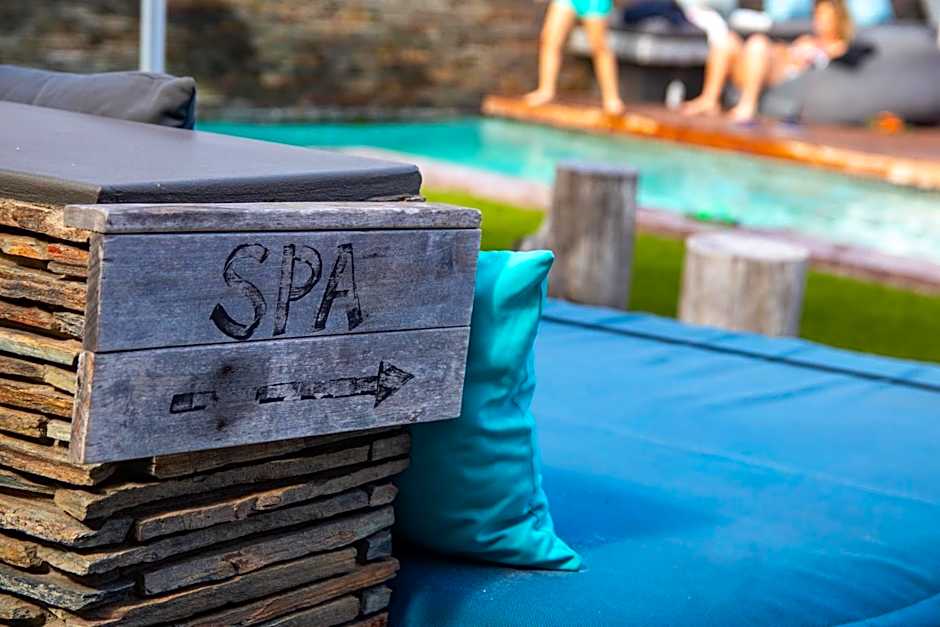 Windtown Lagoon Hotel