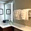 Holiday Inn Hotel & Suites Chicago - Downtown by IHG