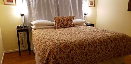 Barrel King Suite - Not Pet Friendly