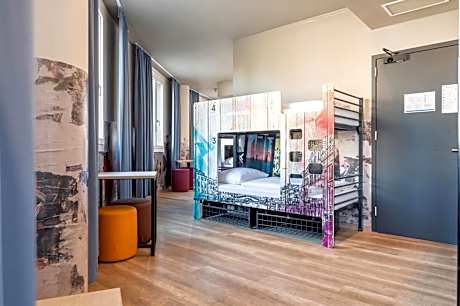 8-Bed Room (Bunk Beds Only)