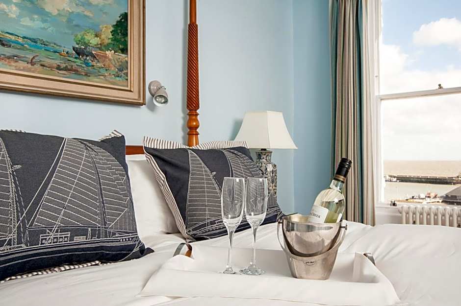 The Royal Harbour Hotel