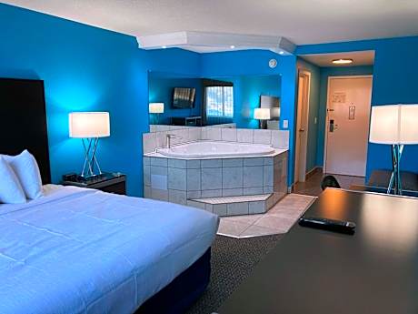 King Room with Spa Bath - Smoking