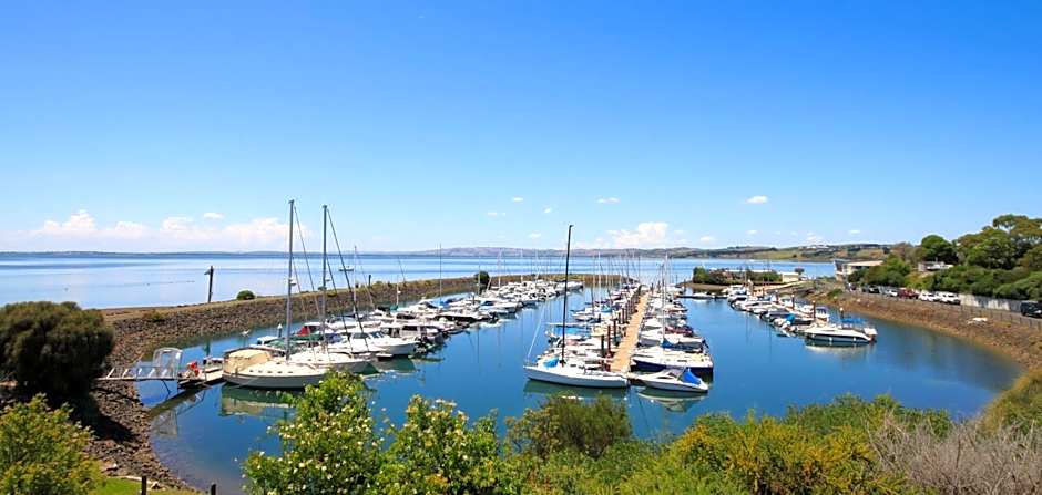 Pelicans Motel San Remo