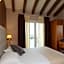 Hotel Clarin 14 by Dori