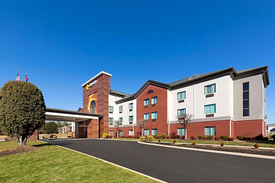 La Quinta Inn & Suites by Wyndham Loudon