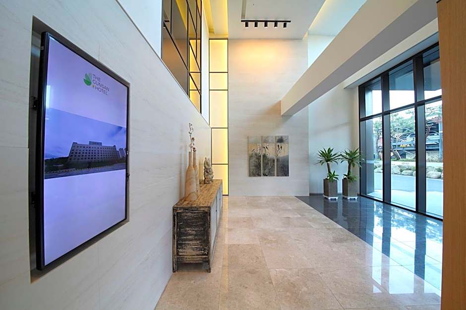 Avonhotel Gunsan