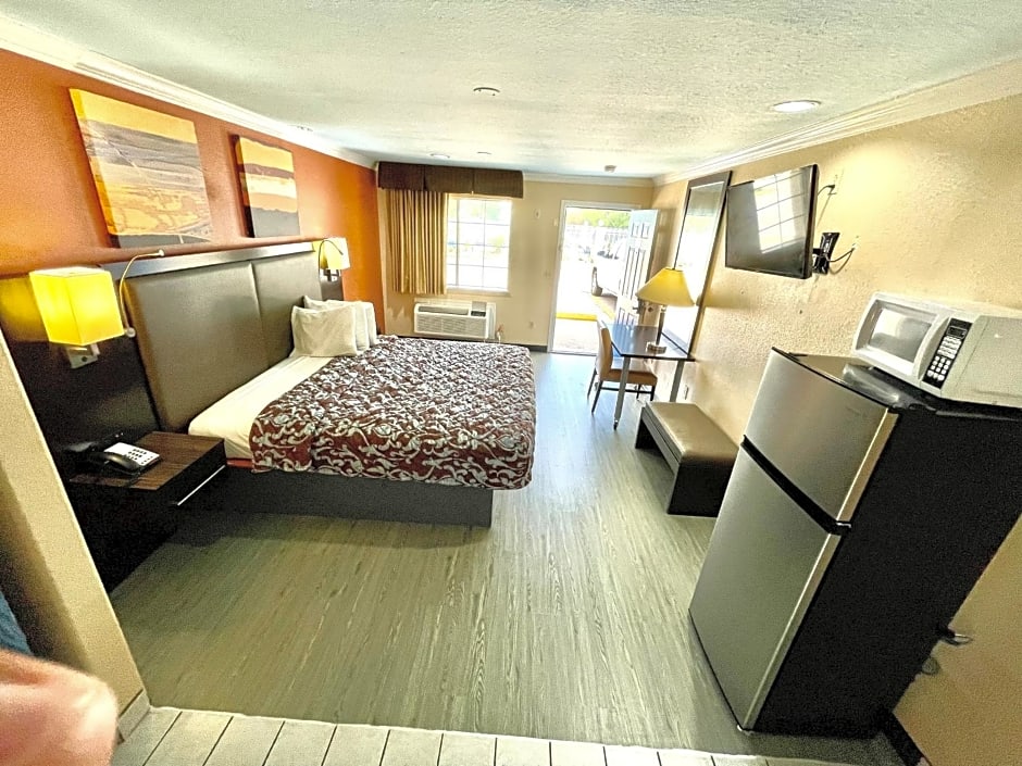 Luxury Inn Liberty