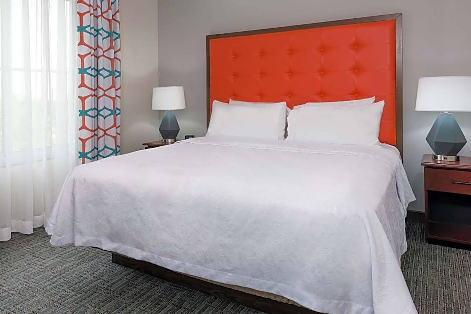 Homewood Suites By Hilton Cleveland / Beachwood