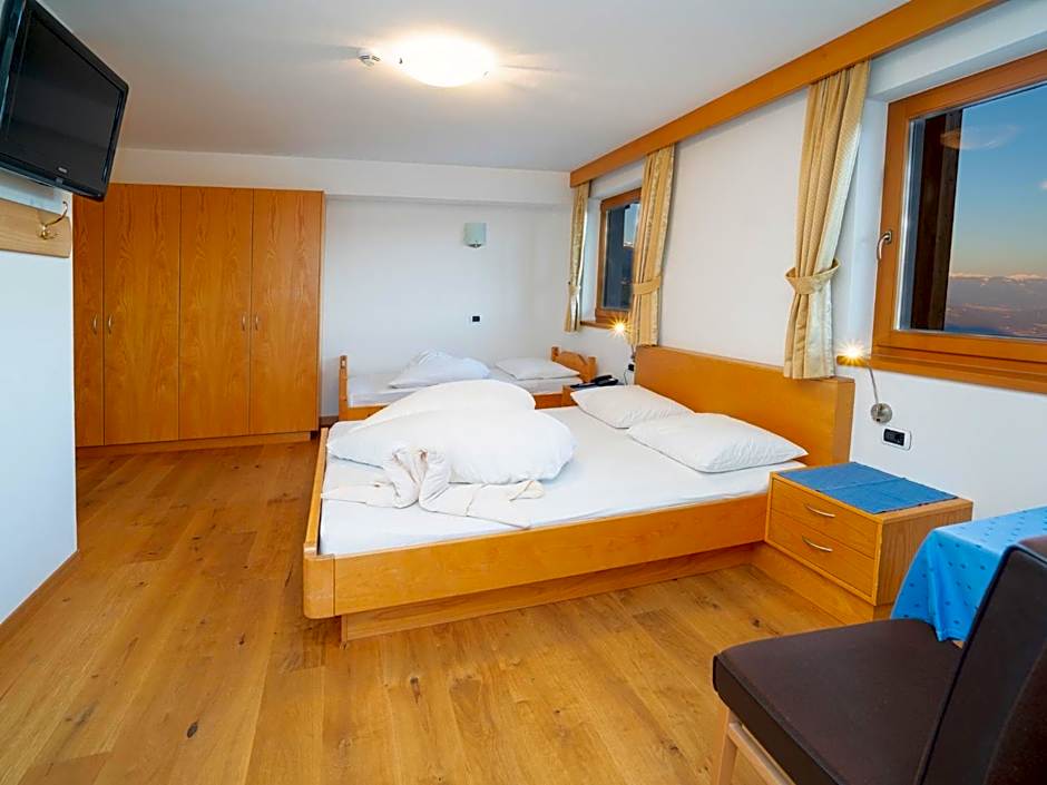 Hotel Purvita - Ski In Ski Out - Infinity Pool