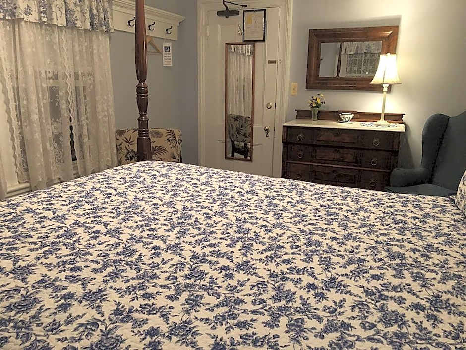 Alpine Haus Bed & Breakfast Inn