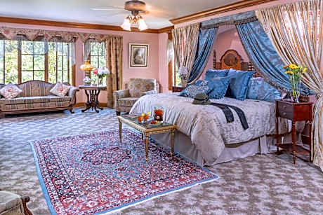 King Suite with Balcony