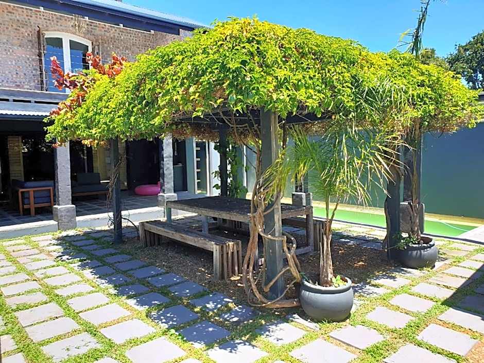 CLEMENT ONE, a villa for family & friends