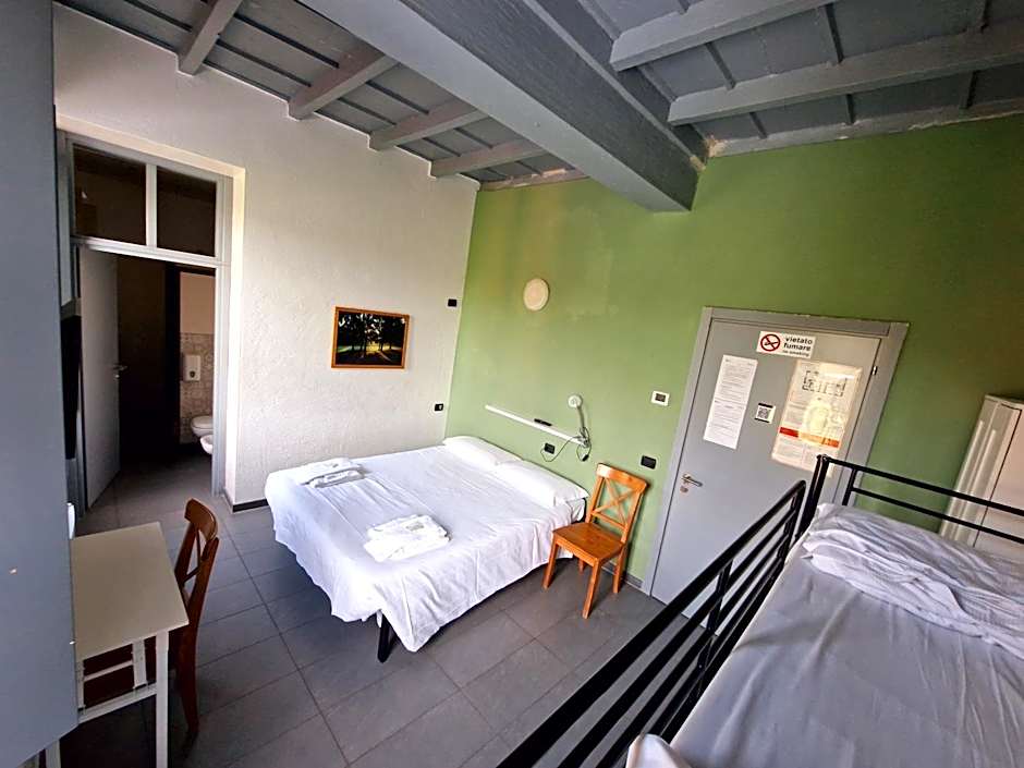 B&B e Ostello, Parco di Monza, CASCINA COSTA ALTA