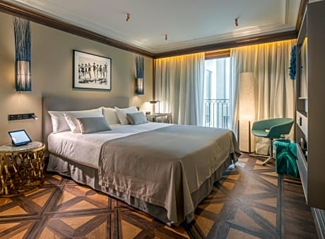 Double Room with Patio View