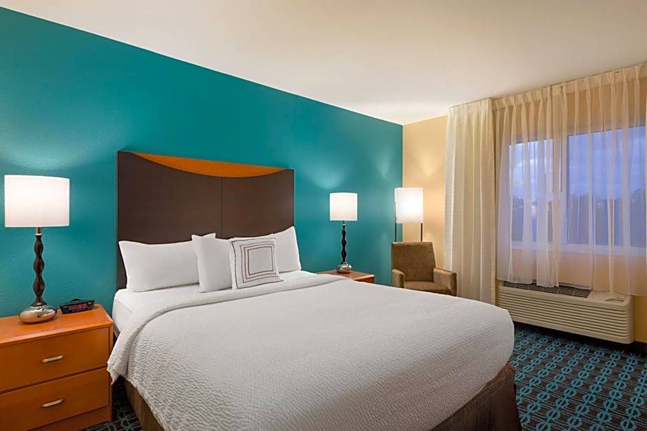 Comfort Inn & Suites Houston North - Spring