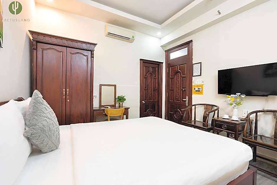 Cactusland Hotel Tan Binh