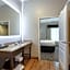 La Quinta Inn & Suites by Wyndham Huntsville Airport Madison