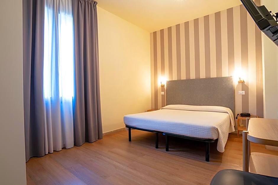 My Place Hotel