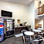 Motel 6-Saukville, WI
