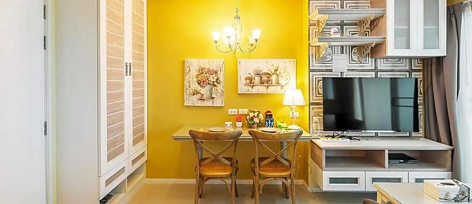 Lumpini Parkbeach Pattaya Pool View