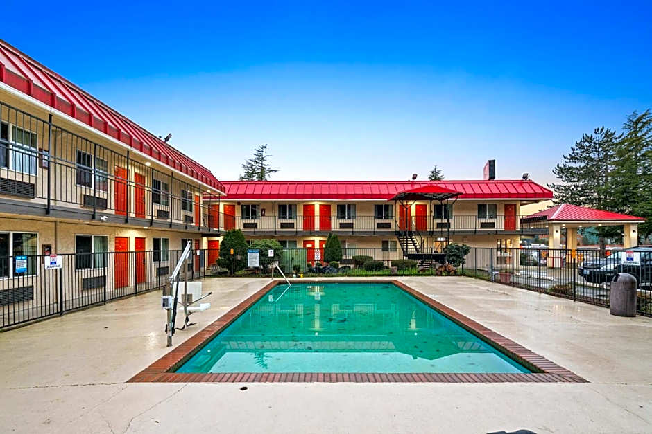 Inn at Lake Washington By OYO I-405