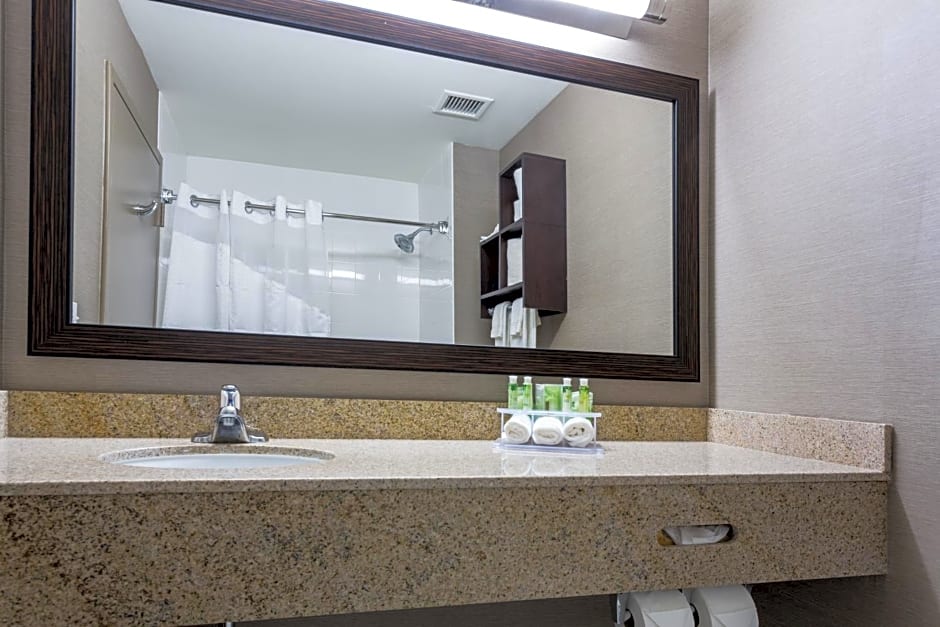 Holiday Inn Express Naples Downtown 5th Avenue By IHG