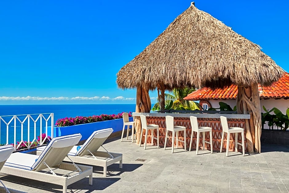 Hotel Luxury Patio Azul