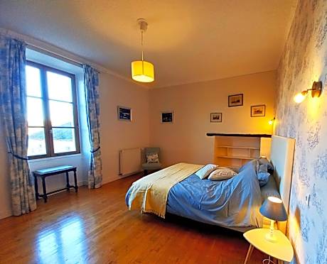 Au pays de Jacquou : Chambre d’hôtes et table d’hôtes