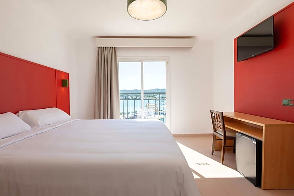 The Red Hotel - Adults Only