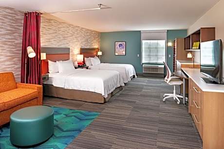 Queen Studio with Two Queen Beds - Mobility and Hearing Access/Non-Smoking