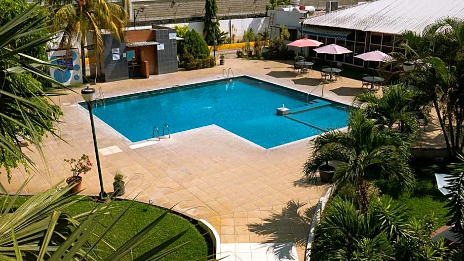 Hotel Plaza Mazari
