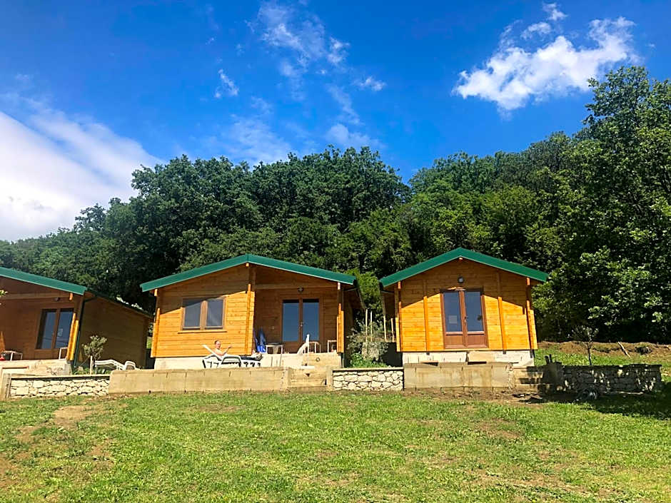 Casa Mila apartments & bungalows