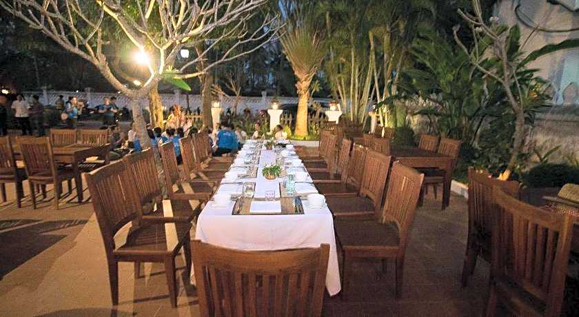 Royal Peacock Boutique Hotel